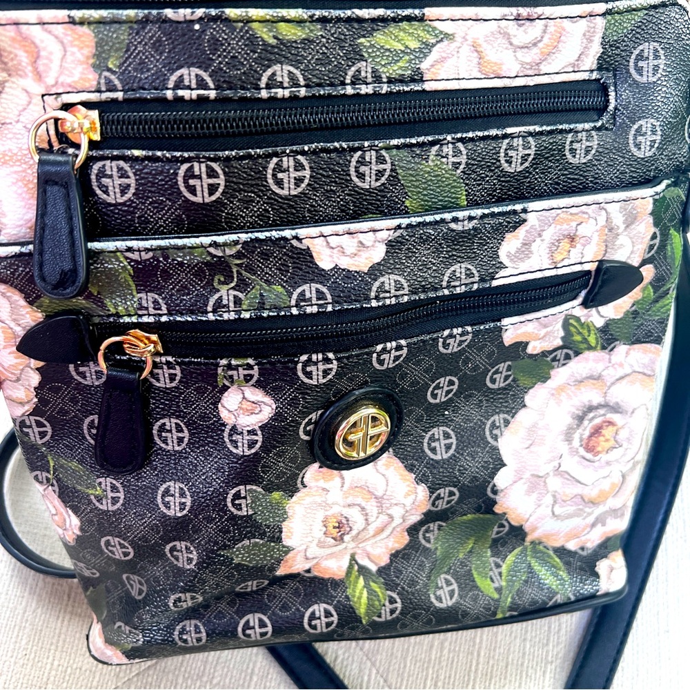 Giani Bernini crossbody purse
